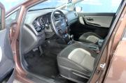 коричневый Kia Ceed 1.6 AT (129 л.с.) 2013 фото 11