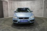 Синий Ford Focus 1.6 MT (100 л.с.) 2007 фото 1