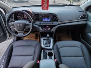 серебряный Hyundai Elantra 2.0 AT (150 л.с.) 2018 фото 4