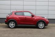 Красный Nissan Juke 1.6 CVT (117 л.с.) 2018 фото 3