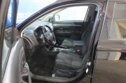 черный Mitsubishi Outlander 2.0 CVT (146 л.с.) 4WD 2013 фото 15