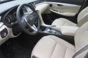 белый Infiniti QX50 2.0 CVT (249 л.с.) 4WD 2018 фото 14