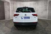 Белый Volkswagen Tiguan 2.0 AMT (180 л.с.) 4WD 2017 фото 6
