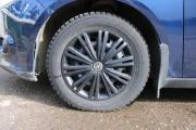 Синий Ford Focus 1.6 AMT (105 л.с.) 2012 фото 13