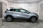 Серый Renault Kaptur 1.3 CVT (150 л.с.) 4WD 2020 фото 3