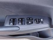белый Hyundai Solaris 1.6 AT (123 л.с.) 2022 фото 13