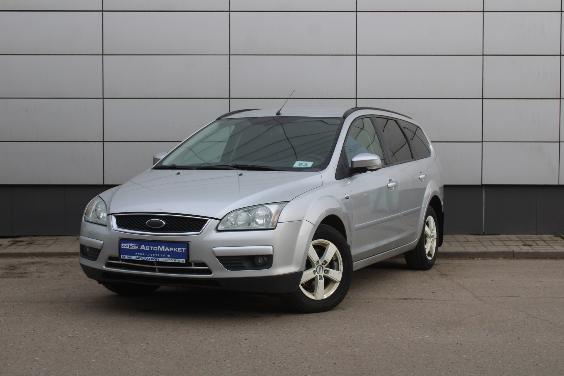 Серебряный Ford Focus 1.8 MT (125 л.с.) 2007