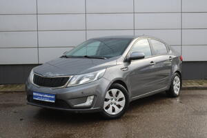 Серый Kia Rio, III 4-speed 1.6 AT (123 л.с.) 2012