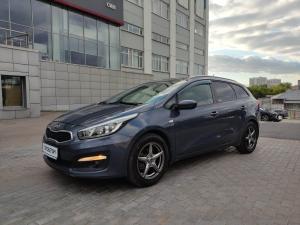 синий Kia Ceed, II 1.6 MT (129 л.с.) 2015