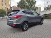черный Hyundai ix35 2.0 AT (150 л.с.) 2014 фото 21