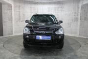 Черный Hyundai Tucson 2.0 MT (141 л.с.) 4WD 2008 фото 1