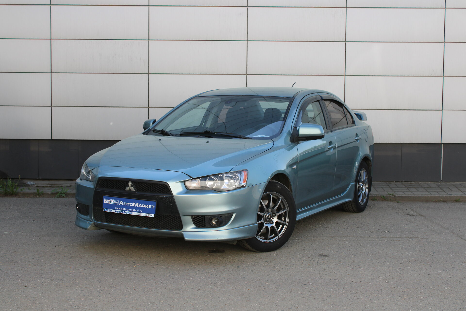 Серый Mitsubishi Lancer 2.0 MT (150 л.с.) 2008