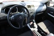 Красный Suzuki Grand Vitara 2.0 MT (140 л.с.) 4WD 2010 фото 9