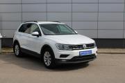 Белый Volkswagen Tiguan 1.4 MT (125 л.с.) 2018 фото 2