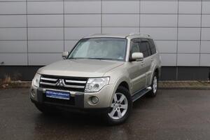 Серый Mitsubishi Pajero 3.2d AT (165 л.с.) 4WD 2008