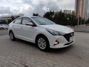 белый Hyundai Solaris 1.6 AT (123 л.с.) 2022 фото 20