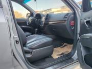серый Hyundai Santa Fe 2.4 AT (174 л.с.) 4WD 2010 фото 12
