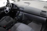 Серый Volkswagen Sharan 2.0d MT (140 л.с.) 2008 фото 9