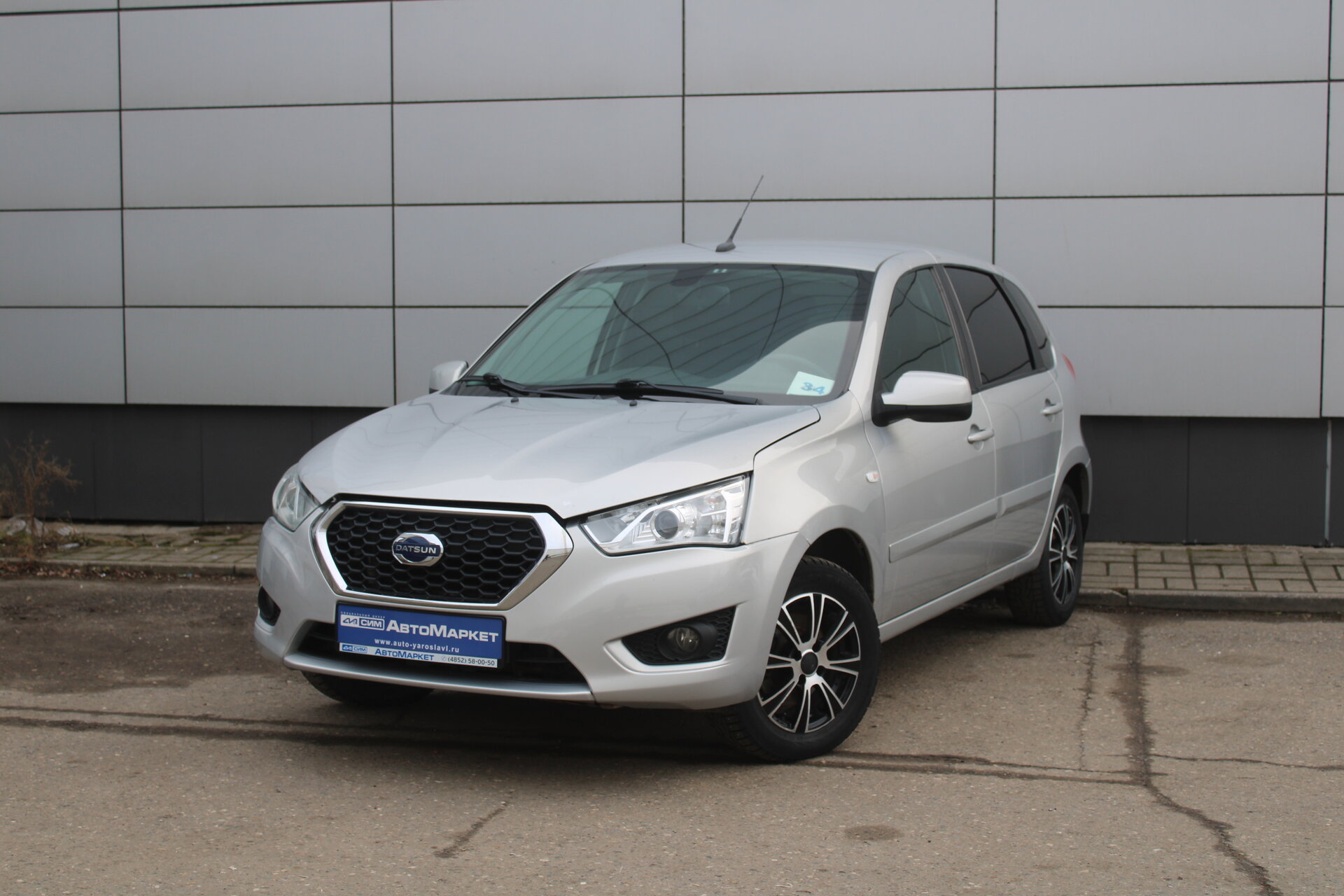 Серебряный Datsun mi-DO 1.6 AT (87 л.с.) 2015