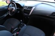 Серебряный Hyundai Solaris 1.4 MT (107 л.с.) 2016 фото 10