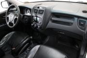 Серебряный Kia Sportage 2.0 MT (141 л.с.) 2010 фото 10