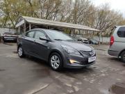серый Hyundai Solaris 1.4 AT (107 л.с.) 2016 фото 18