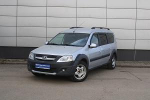 Серебряный Lada (ВАЗ) Largus Cross 1.6 MT (102 л.с.) 2015