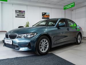 синий BMW 3 серии 318i 2.0 AT (156 л.с.) 2021