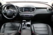 Белый Kia Sorento 2.4 AT (188 л.с.) 4WD 2020 фото 8