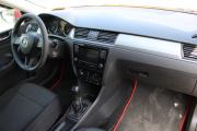 Красный Skoda Rapid 1.6 MT (90 л.с.) 2018 фото 10