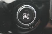 красный Kia Rio X-Line 1.6 AT (123 л.с.) 2020 фото 30