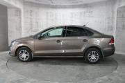 Коричневый Volkswagen Polo 1.6 MT (90 л.с.) 2018 фото 4