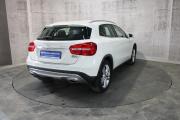 Белый Mercedes-Benz GLA 250 2.0 AMT (211 л.с.) 4WD 2014 фото 5