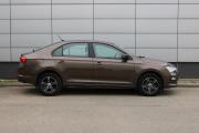 Коричневый Skoda Rapid 1.6 AT (110 л.с.) 2020 фото 4