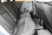 Серый Hyundai Solaris 1.6 MT (123 л.с.) 2017 фото 10