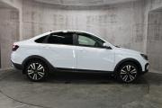 Белый Lada (ВАЗ) Vesta Cross 1.6 MT (106 л.с.) 2023 фото 3