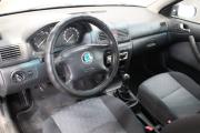 Серый Skoda Octavia 1.6 MT (102 л.с.) 2008 фото 9