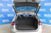серебряный Volkswagen Passat Alltrack 2.0 AMT (220 л.с.) 4WD 2016 фото 9