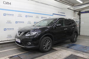 черный Nissan X-Trail 2.0 CVT (144 л.с.) 4WD 2016