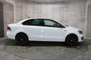 Белый Volkswagen Polo 1.6 AT (110 л.с.) 2018 фото 3