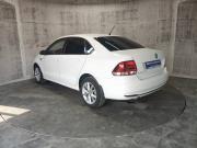 Белый Volkswagen Polo 1.6 MT (110 л.с.) 2016 фото 7