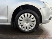 Серый Volkswagen Jetta 1.4 MT (150 л.с.) 2011 фото 4
