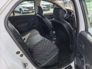 Белый Renault Logan 1.6 MT (82 л.с.) 2014 фото 4