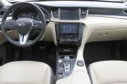 белый Infiniti QX50 2.0 CVT (249 л.с.) 4WD 2018 фото 22