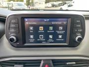 белый Hyundai Santa Fe 2.2d AT (200 л.с.) 4WD 2019 фото 17