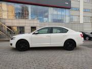 белый Skoda Octavia 1.2 MT (105 л.с.) 2013 фото 1