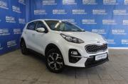 белый Kia Sportage 2.0 AT (150 л.с.) 2019 фото 1