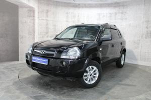 Черный Hyundai Tucson 2.0 MT (141 л.с.) 4WD 2008