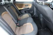 Белый Kia Ceed 1.6 AT (130 л.с.) 2018 фото 10