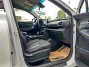 белый Hyundai Santa Fe 2.2d AT (200 л.с.) 4WD 2019 фото 12